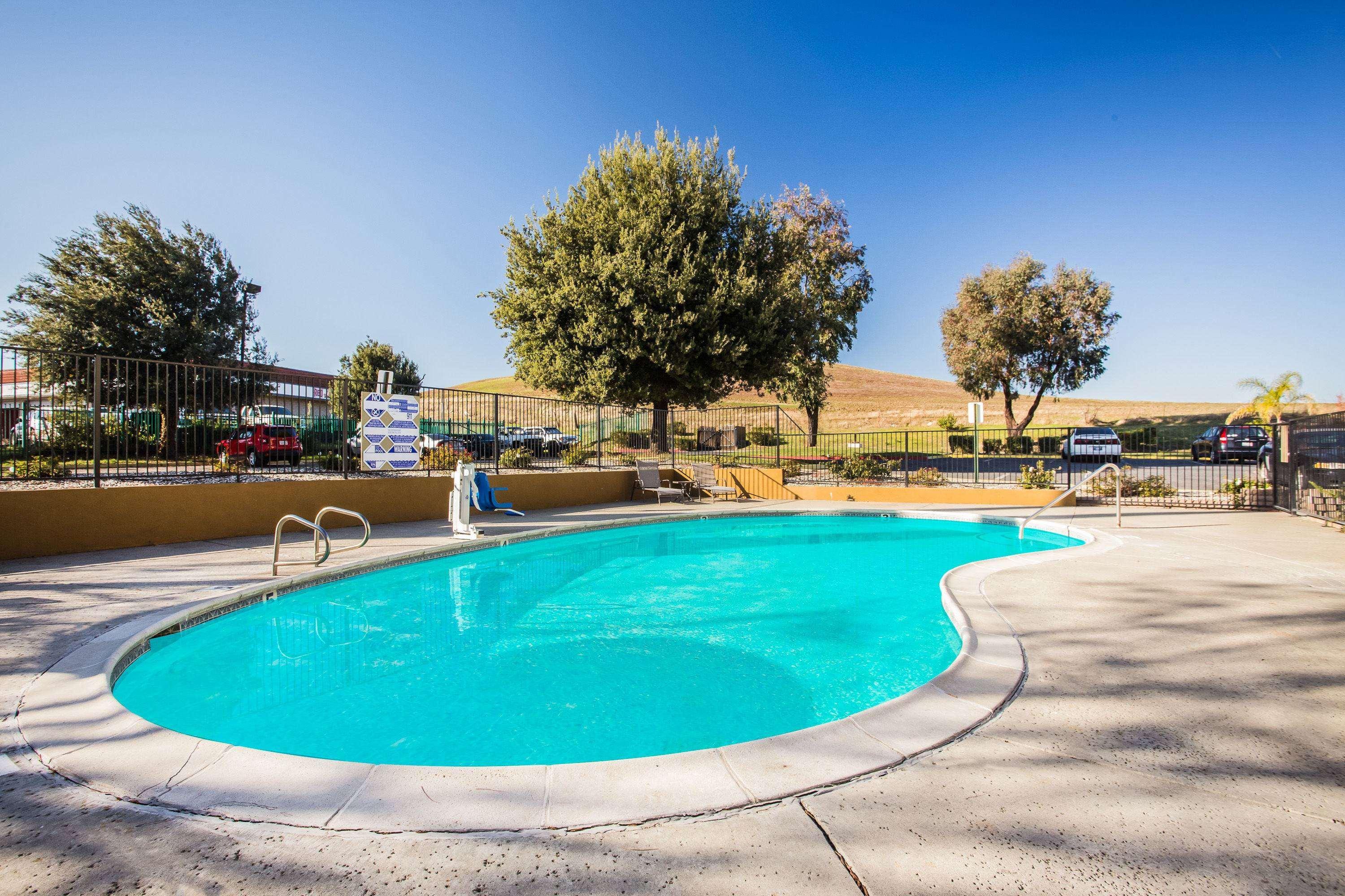 Super 8 By Wyndham Vacaville Exterior photo