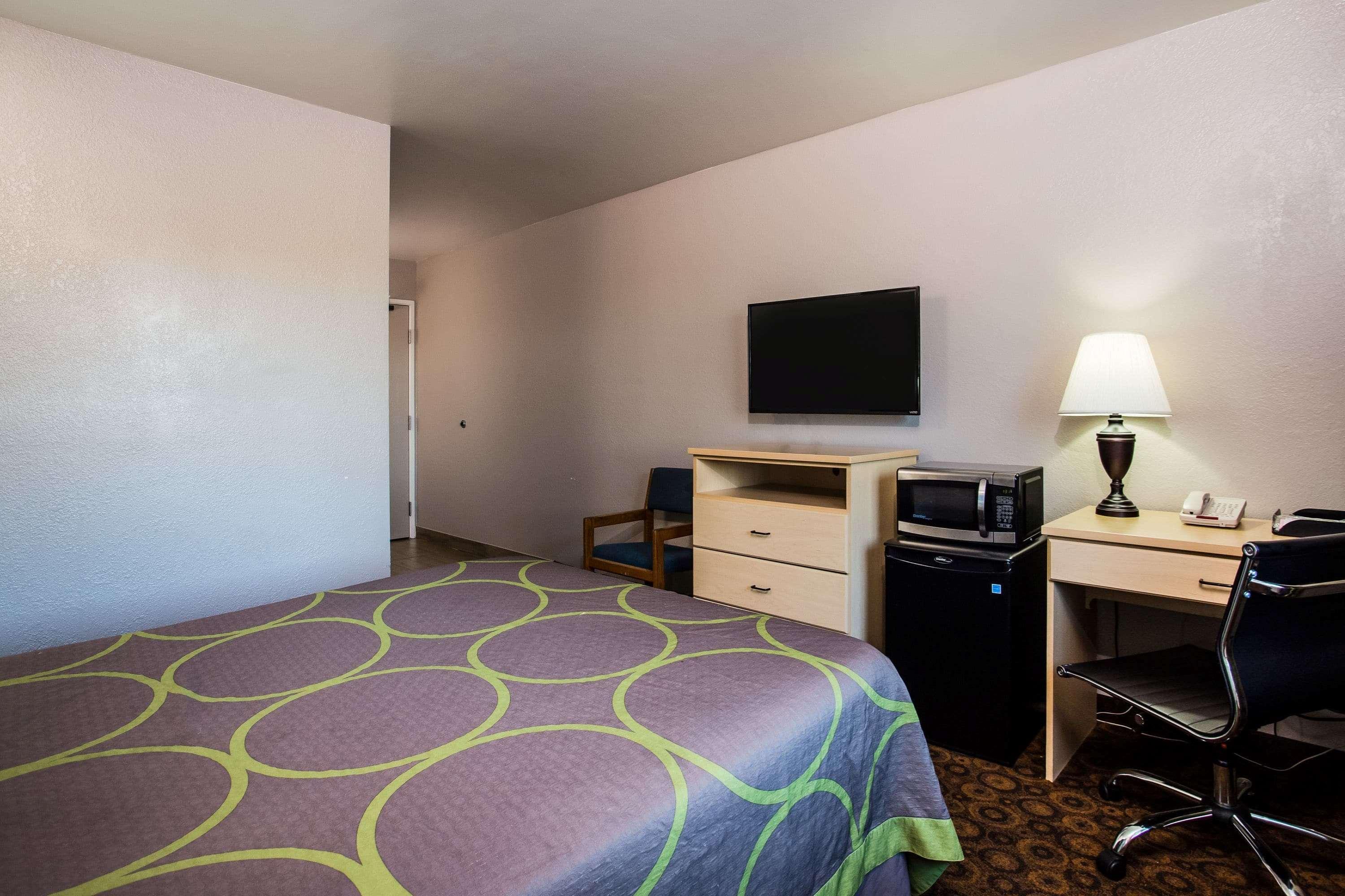 Super 8 By Wyndham Vacaville Exterior photo